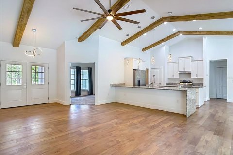 Villa ou maison à vendre à Weeki Wachee, Floride: 4 chambres, 211.54 m2 № 2310582 - photo 8