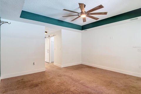 Villa ou maison à vendre à Weeki Wachee, Floride: 4 chambres, 211.54 m2 № 2310582 - photo 30