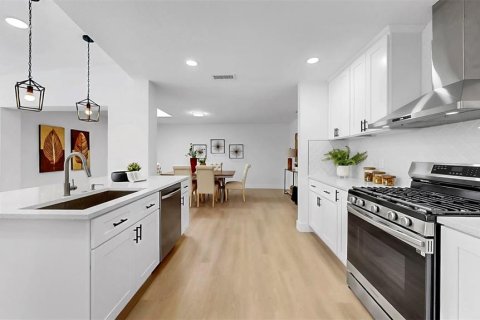 Casa en venta en Clearwater, Florida, 4 dormitorios, 235.41 m2 № 1788237 - foto 26