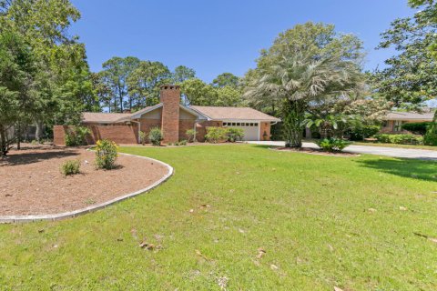 Casa en venta en Niceville, Florida, 4 dormitorios, 242.85 m2 № 560786 - foto 1
