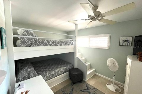 Condo in Sarasota, Florida, 2 bedrooms № 2234689 - photo 15