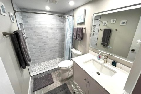 Condo in Sarasota, Florida, 2 bedrooms № 2234689 - photo 17
