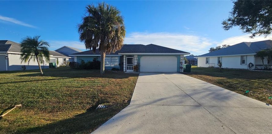 Villa ou maison à Port Charlotte, Floride 3 chambres, 168.9 m2 № 2229243