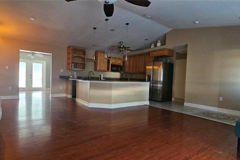 Villa ou maison à vendre à Port Charlotte, Floride: 3 chambres, 168.9 m2 № 2229243 - photo 6