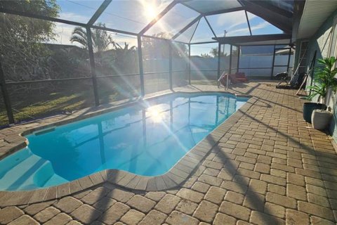 Villa ou maison à vendre à Port Charlotte, Floride: 3 chambres, 168.9 m2 № 2229243 - photo 18