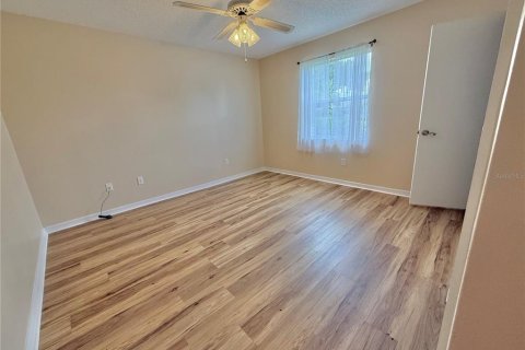 Casa en venta en Lady Lake, Florida, 2 dormitorios, 96.62 m2 № 1909884 - foto 23