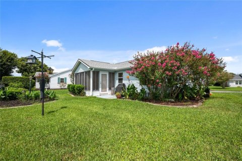 Casa en venta en Lady Lake, Florida, 2 dormitorios, 96.62 m2 № 1909884 - foto 3
