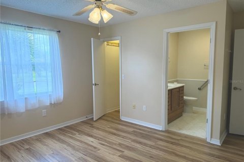 Casa en venta en Lady Lake, Florida, 2 dormitorios, 96.62 m2 № 1909884 - foto 24