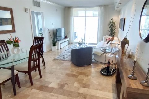 Condominio en alquiler en Miami, Florida, 2 dormitorios, 87.51 m2 № 2046623 - foto 2