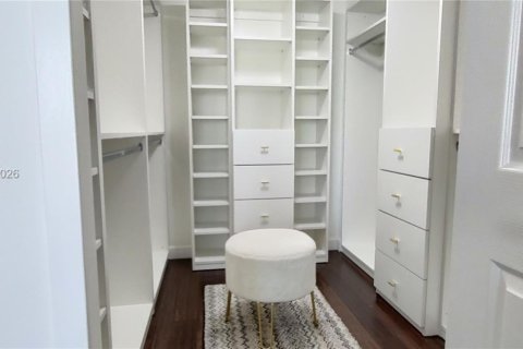 Condominio en alquiler en Miami, Florida, 2 dormitorios, 87.51 m2 № 2046623 - foto 24