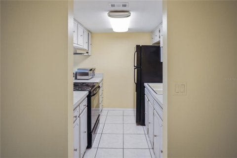 Condominio en alquiler en South Pasadena, Florida, 1 dormitorio, 55.74 m2 № 1798544 - foto 8