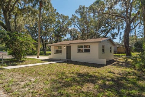 Casa en venta en Crystal River, Florida, 2 dormitorios, 61.97 m2 № 2430858 - foto 2