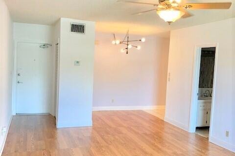 Condominio en Fort Lauderdale, Florida, 1 dormitorio  № 2146689