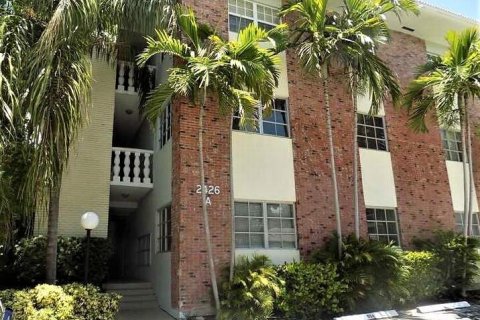 Condo in Fort Lauderdale, Florida, 1 bedroom № 2146689 - photo 9
