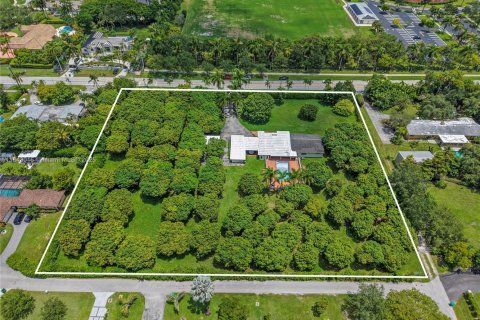 House in Cutler Bay, Florida 3 bedrooms, 158.77 sq.m. № 1845860 - photo 2