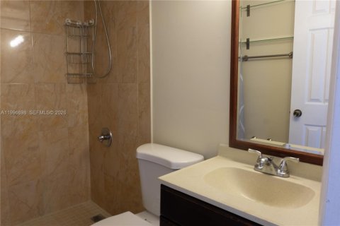 Condominio en alquiler en Miami, Florida, 2 dormitorios, 76.92 m2 № 2058515 - foto 11