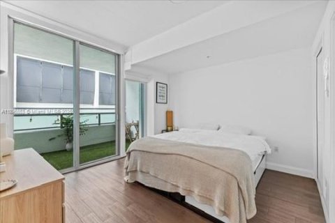 Copropriété à vendre à Miami, Floride: 1 chambre, 66.05 m2 № 1950222 - photo 7