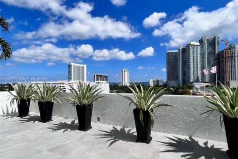 Copropriété à vendre à Miami, Floride: 1 chambre, 66.05 m2 № 1950222 - photo 23