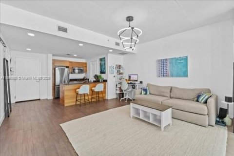 Copropriété à vendre à Miami, Floride: 1 chambre, 66.05 m2 № 1950222 - photo 3