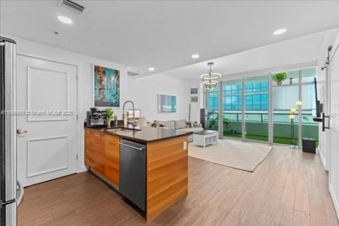Copropriété à vendre à Miami, Floride: 1 chambre, 66.05 m2 № 1950222 - photo 8