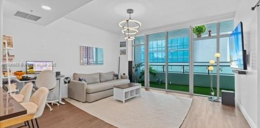 Condo à Miami, Floride, 1 chambre № 1950222