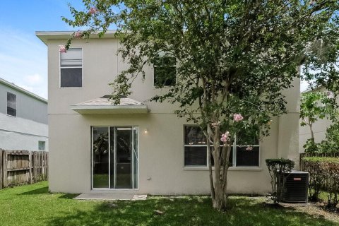 Villa ou maison à louer à Land O' Lakes, Floride: 4 chambres, 230.21 m2 № 1918115 - photo 17