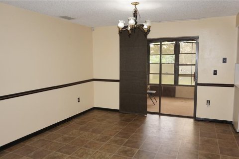 Villa ou maison à vendre à Spring Hill, Floride: 2 chambres, 110.74 m2 № 2259309 - photo 6