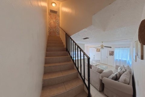 Condo in Delray Beach, Florida, 2 bedrooms  № 2252582 - photo 11