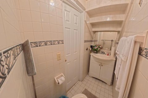 Condo in Delray Beach, Florida, 2 bedrooms  № 2252582 - photo 21