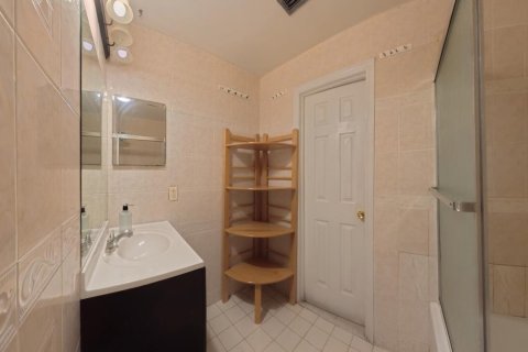 Condo in Delray Beach, Florida, 2 bedrooms  № 2252582 - photo 20