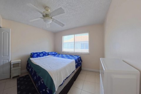 Condo in Delray Beach, Florida, 2 bedrooms  № 2252582 - photo 18