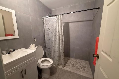Casa en venta en Kissimmee, Florida, 2 dormitorios, 82.13 m2 № 1918319 - foto 11