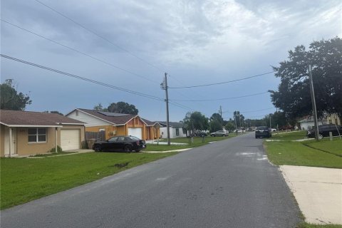 Casa en venta en Kissimmee, Florida, 2 dormitorios, 82.13 m2 № 1918319 - foto 4