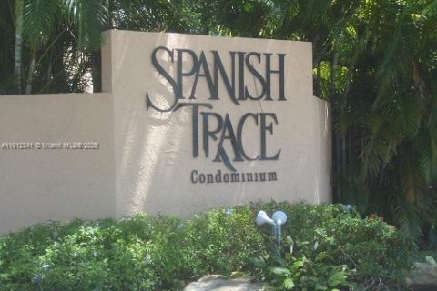 Copropriété à louer à Miami, Floride: 2 chambres, 88.72 m2 № 1966828 - photo 17