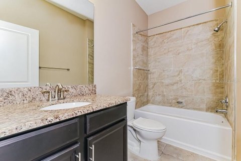 Villa ou maison à louer à Orlando, Floride: 6 chambres, 226.03 m2 № 2437225 - photo 15