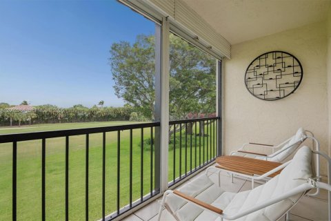 Condominio en venta en Pembroke Pines, Florida, 2 dormitorios, 108.7 m2 № 2170387 - foto 2