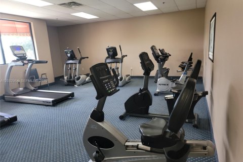 Condominio en venta en Pembroke Pines, Florida, 2 dormitorios, 108.7 m2 № 2170387 - foto 28