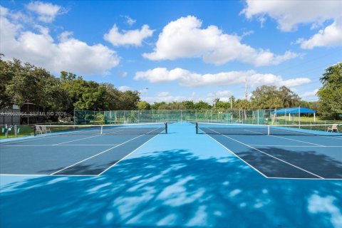 Condominio en venta en Pembroke Pines, Florida, 2 dormitorios, 108.7 m2 № 2170387 - foto 21