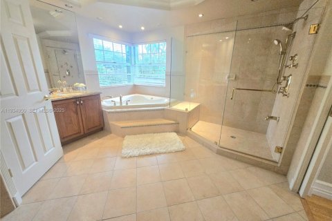 Villa ou maison à vendre à Miami Lakes, Floride: 5 chambres, 349.96 m2 № 2154284 - photo 26