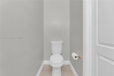 Купить виллу или дом в Майами, Флорида 5 спален, 190.08м2, № 1982666 - фото 18