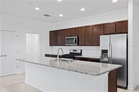 Duplex in Ocala, Florida 2 bedrooms, 145.11 sq.m. № 1856084 - photo 12
