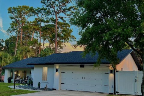 House in Palm Coast, Florida 3 bedrooms, 186.45 sq.m. № 1876063 - photo 3
