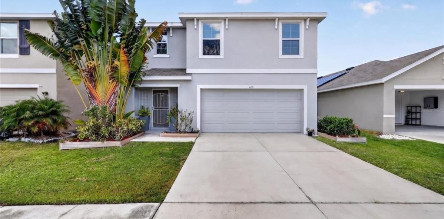 House in Ruskin, Florida 5 bedrooms, 234.3 sq.m. № 2147848