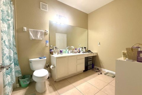 Condo in Orlando, Florida, 3 bedrooms  № 2098247 - photo 9