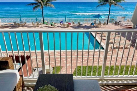 Copropriété à vendre à South Palm Beach, Floride: 3 chambres, 144.56 m2 № 2392706 - photo 2