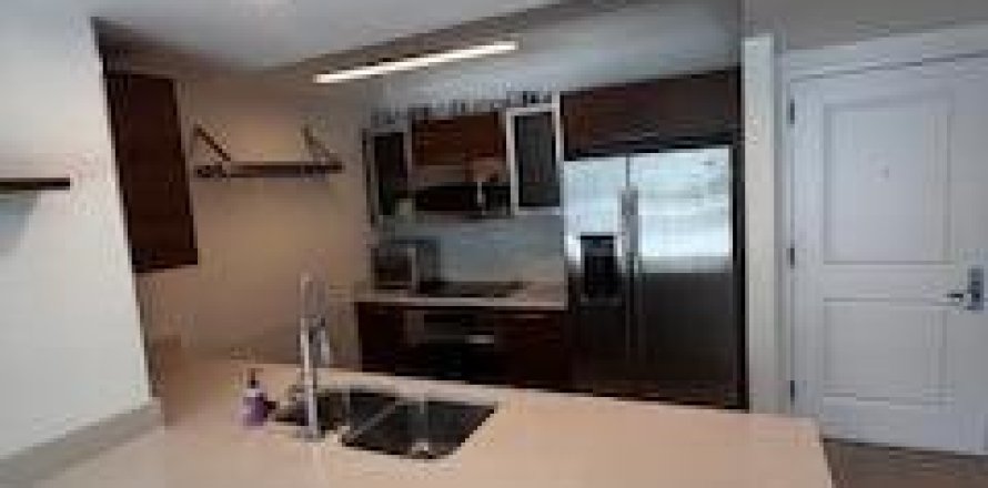 Condo in West Palm Beach, Florida, 2 bedrooms  № 1043006