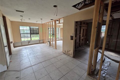 Casa en venta en Gainesville, Florida, 3 dormitorios, 135.27 m2 № 2384003 - foto 2