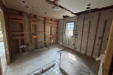 Casa en venta en Gainesville, Florida, 3 dormitorios, 135.27 m2 № 2384003 - foto 4