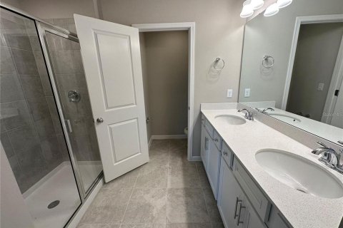 Touwnhouse à louer à Orlando, Floride: 4 chambres, 172.89 m2 № 1835992 - photo 5