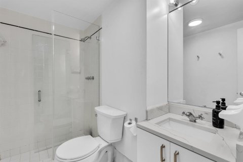 Condominio en venta en Miami Beach, Florida, 2 dormitorios, 84.54 m2 № 2193249 - foto 28